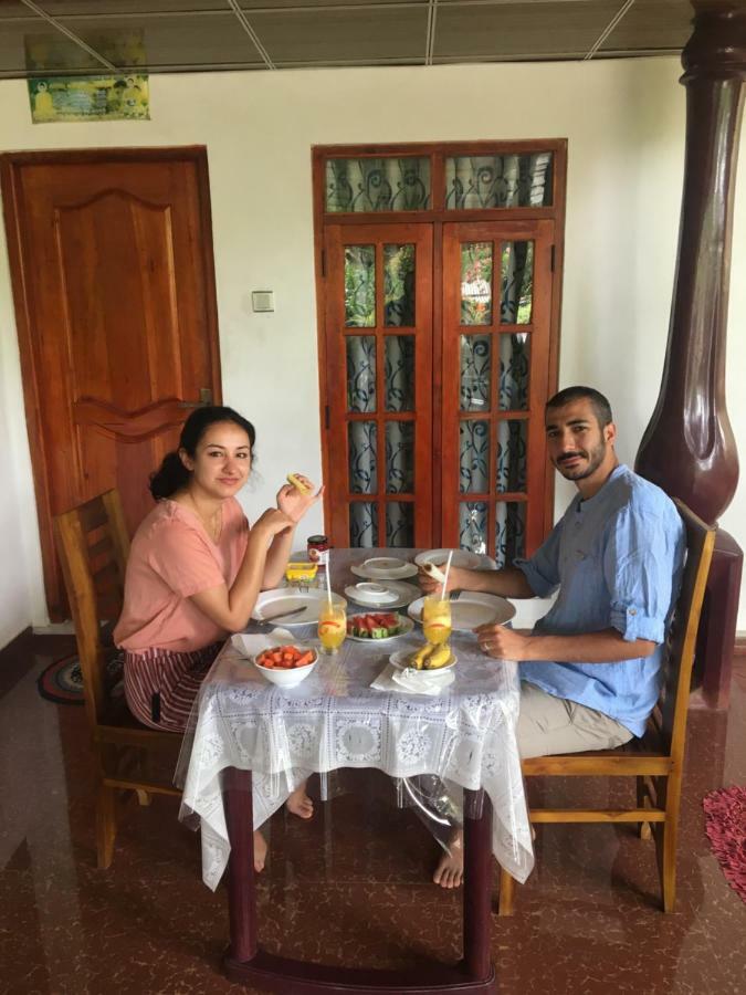 Malee Homestay 폴로나루와 외부 사진